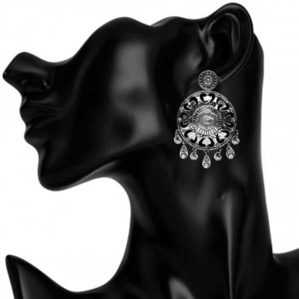 Stud Earrings Silver Plated Rhinestones No Brand